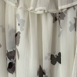 Flowy Summer dress with belt